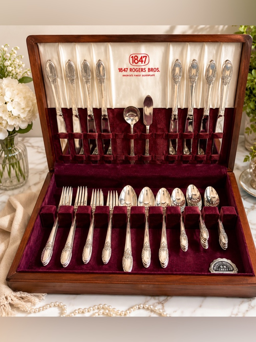 1847 ROGERS BROS FIRST LOVE SILVERPLATED LOT 51 piece FLATWARE Set & CHEST